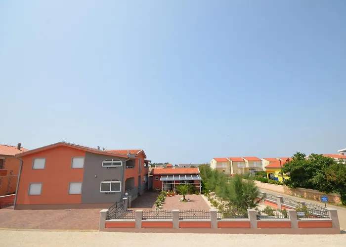 Komljen 1 By Interhome Apartman